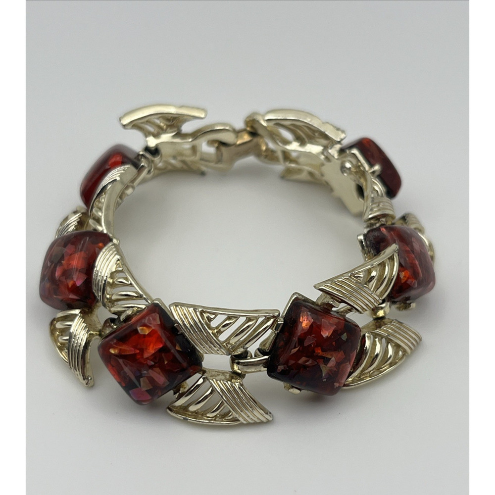 Vintage Coro Lucite Red Confetti Square Link & Gold Tone Bracelet 7"
